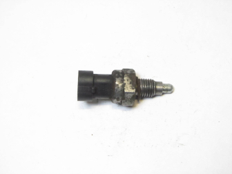 Датчик заднего хода 95028604 на МКПП Опель Антара Шевроле Авео Т300 Каптива Орландо L082 - БУ