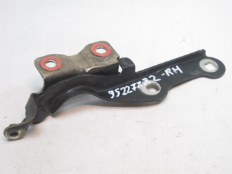 Петля капота правая 96932078, 95406039, 95227782 Chevrolet Cruze J300 - Черная, - БУ