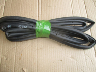 Уплотнитель двери задней правой 1495866 FC12316-6G-Y3-LH44 Форд Фокус 2 седан и хетчбек - БУ