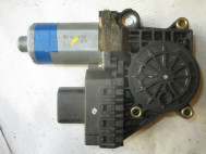 Мотор стеклоподъемника двери Форд Фокус 1 передней правой 1060724, YS4Z5423394GA 0130821757, - БУ