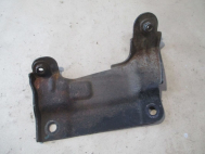 Кронштейн катализатора глушителя 95903778 Шевроле Кобальт Ravon Gentra - N-33 - БУ