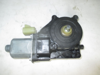 Мотор стеклоподъемника двери задней левой 96964419 0130822465 Авео Т300 Круз Орландо - 2 пина, - БУ