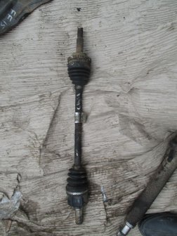 Привод Шевроле Авео Т200-250 левый с МКПП, 1,2 литра 96348782, 96963323 в сборе, - БУ2