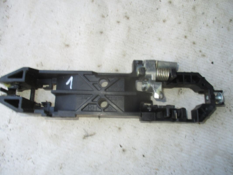 Механизм ручки внутренний двери передней правой 80610EL00D Ниссан Тиида Верса C11 , - БУ