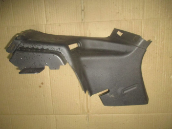 Облицовка стойки задней левой Угловая BM51F613C47ADW Форд Фокус 3 - S-48 - Черная, - БУ