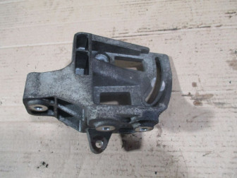 Кронштейн ГУР 96864879 Шевроле Авео мотор B12D1 цепной 1,2 литра 16V, - БУ