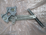 Трапеция стеклоподъемника двери 827211U600 задней левой Ниссан Жук F15 с 10 по 14г электро - БУ