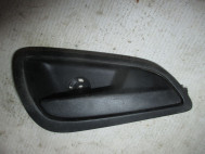 Ручка двери правой передней или задней внутренняя 1710980 BM51A22600AE Форд Фокус 3, - БУ