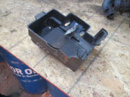 Площадка под АКБ Форд Фокус 1 с 1998 по 2004 год 1062580, 1066566, 1071971, - БУ