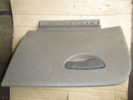 Бардачок панели передней 2M5XA06024AA Форд Фокус 1 - S-3, - БУ