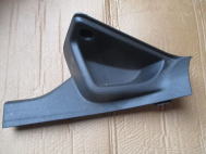 Накладка порога Форд Фокус 3 внутренняя задняя левая CM51A13245BCW - Черная S-48, - БУ