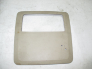 Накладка плафона центрального освещения салона 95978980 95027369 95027374 Шевроле Круз -Бежевая - БУ