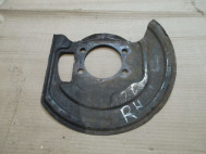 Щиток тормоза переднего 41151JD01A 41151JU00A правый Ниссан Жук F15 с 10 по 07.14г - БУ