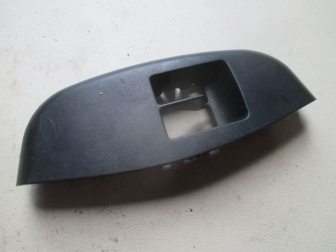 Накладка блока управления стеклами 96540781 RHD передняя правая Шевроле Авео Т200 - Правый руль- БУ