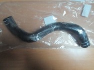 Шланг охлаждения радиатора нижний 13118271, 1337714, 495058240 Опель Астра H на Z16XEP, - GM