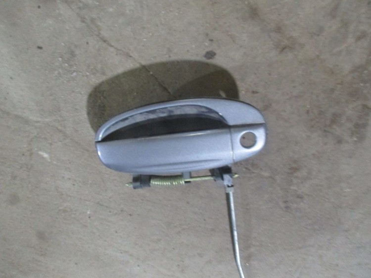 Ruchka Dveri Perednej Naruzhnyaya Pravaya 96409549 96541632 Shevrole Kupit Cena