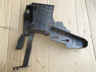 Кронштейн замка двери передней правой 2S61A21978A 2S61A219A64ACG Форд Фиеста 5 до 2008г, -  БУ