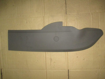 Накладка консоли Форд Фокус 2 правая 4M51A046B26BEW VP4M5X-A046B26BAW C88RA-03010 подлокотника - БУ