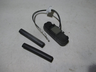 Кнопка крышки багажника Шевроле Круз 95107229 13393912 Орландо 96888796 96951378, - GM