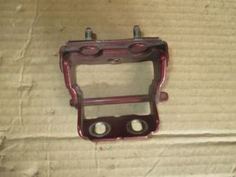 Петля крышки багажника Форд Фокус 1 левая или правая Хэтчбек 1100353, 1059669 C809A - Красная, - БУ