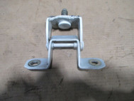 Петля крышки багажника правая 904001KA0A Nissan Juke F15 с 10-19г- БУ