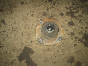 Опора амортизатора переднего 90184756, 90289557, 95185711 Нексия, Эсперо, - БУ