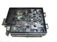 Блок предохранителей 95092982 95383529 42456297 Шевроле Авео Т300 - плато без предохранителей- БУ