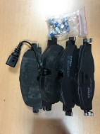 Колодки передние Ауди А3 8V0698151 тормозные дисковые, - TRW