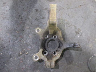 Кулак передний правый 400141KK0A 400141KK0H Ниссан Жук F15 с 10 по 07.14г Тиида C13 Sentra B17 - БУ