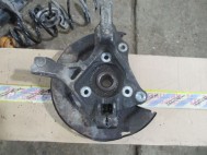 Кулак Шевроле Круз Астра J передний левый 13319480, 13319482, 0308103 - БУ со ступицей