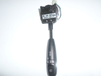 Переключатель подрулевой левый 96540683 BN света фар сигнал поворотов Авео Т200-250 Спарк Матиз - БУ