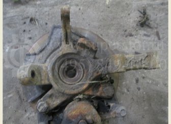 Кулак Шевроле Авео Т200-250 левый 96535190 под АБС 96870491 поворотный Голый, - БУ