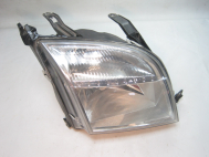 Фара правая 1526784, 2N1H13W029DJ 24689800RH Ford Fusion с 2002 по 2005 года - есть дефект! - БУ
