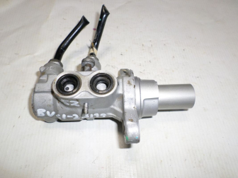 Цилиндр тормозной Главный BV612140P ALSi7Mg BV612B195RC 1694251 1694253 Форд Фокус 3 S-52, - БУ