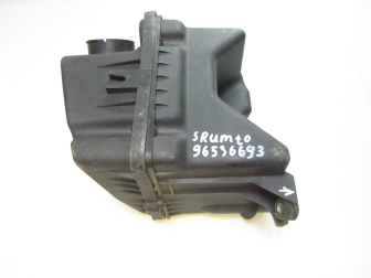 Корпус воздушного фильтра 96536694 96814238 Chevrolet Aveo Т200-255 в сборе - есть дефект - Srumto