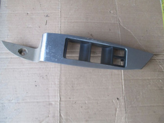 Накладка кнопки стеклоподъемника передней левой двери 80961CA002 Ниссан Мурано Z50 02 по 08г, - БУ