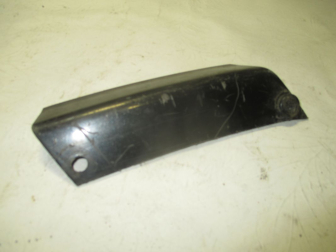 Заглушка крепления переднего бампера Шевроле Авео Т255 левая нижняя 96813882, 96813885 Черная, - БУ