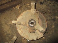 Кулак Дэу Матиз поворотный правый с АБС 96284387 в СБОРЕ со ступицей, - БУ