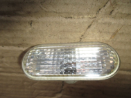 Повторитель поворотов в крыло Форд Фокус 2 Фиеста Фьюжн 1336185 4M5A13K309AA - Белый - БУ