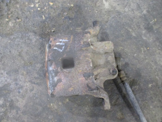 Суппорт передний 41011ET00A левый Ниссан Жук F15 c 10-2014г Сентра 06-12г, - БУ