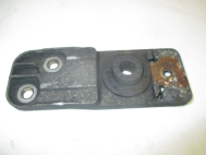 Кронштейн радиатора нижний 13337826 Шевроле Круз, Опель Астра J 13300486 1310008 - БУ