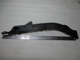 Кронштейн бампера заднего правый 95260586 Шевроле Круз Универсал - наружный - GM