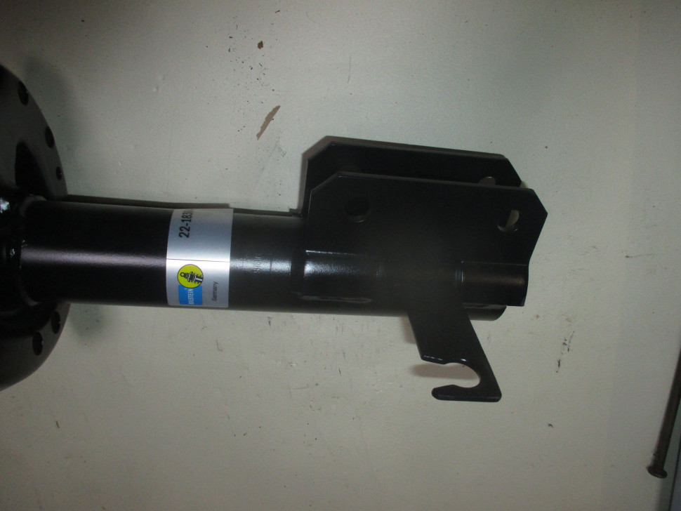 Амортизатор передний Шевроле Круз Опель Астра J левый 13279325 ...