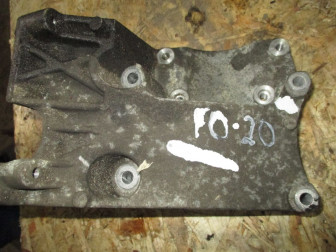 Кронштейн ГУР и компрессора 1715451, 4M5Q19D624CC Форд Фокус 2 на 1,6 литра, - БУ FO20