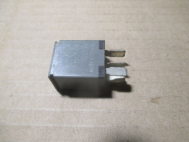 Реле 13500587, 1238892 Шевроле Круз многофункциональное 30 Ам Cерое, - БУ