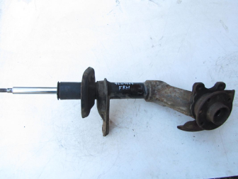 Кулак Шевроле Ланос правый 96219509, 96219507 - Стойка в сборе с амортизатором 96187438 - БУ