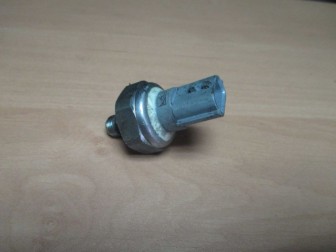 Датчик давления масла 250701MC0A D8300 02Q10 Ниссан Ноут Тиида 1,6 литра HR16DE - БУ