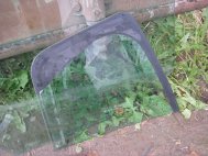 Стекло двери Шевроле Круз Седан - Форточка задняя левая 96833087 неподвижная, -  БУ