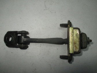 Ограничитель дверей задних 4143687 XS4AA27200 1S4Z5422886AA Форд Фокус 1 левых или правых  - БУ