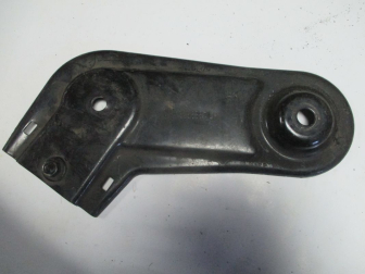 Кронштейн подрамника переднего левый 13266387 Шевроле Круз Орландо Опель Астра J - СО51, - БУ